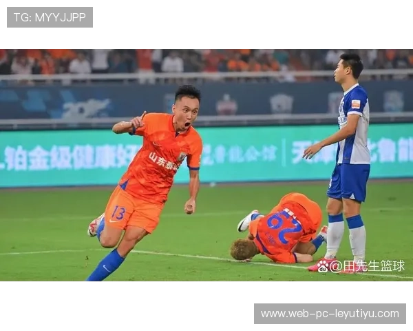 天津津门虎镇守反击质量极高，多次打出流畅推进