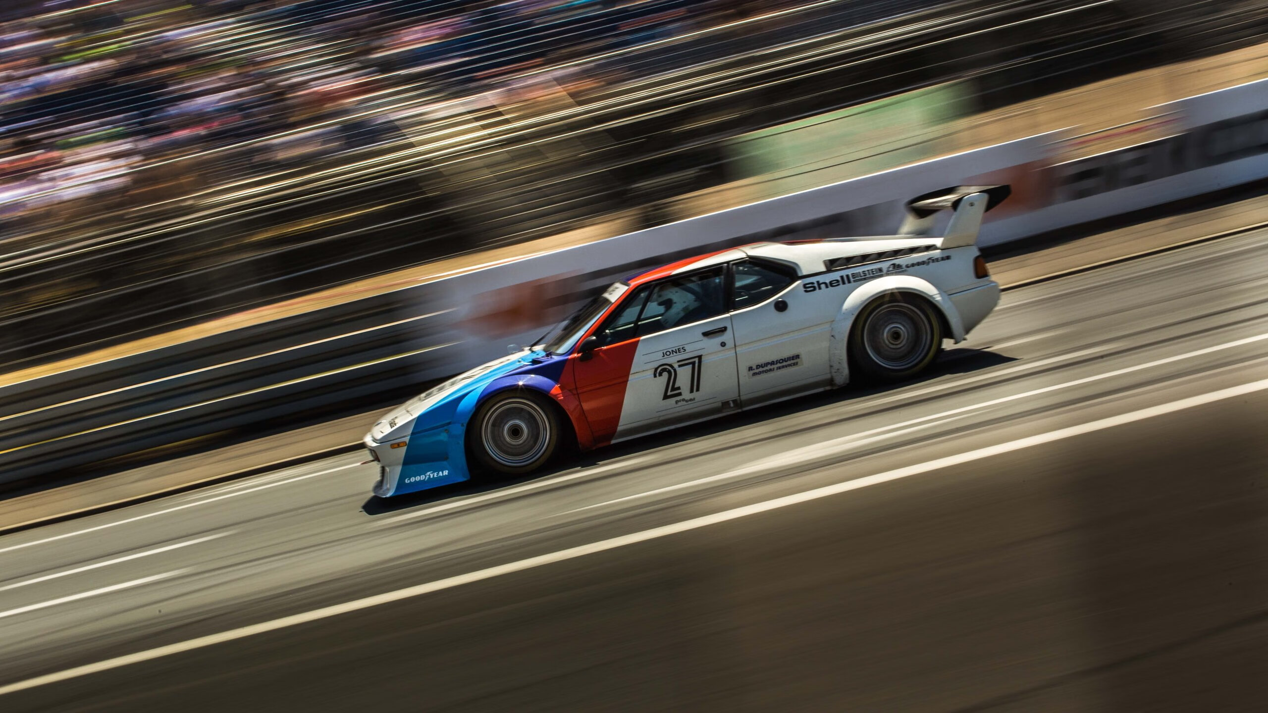 凯特·道格拉斯坚持训练终见成效，j道格拉斯凯尼恩简介