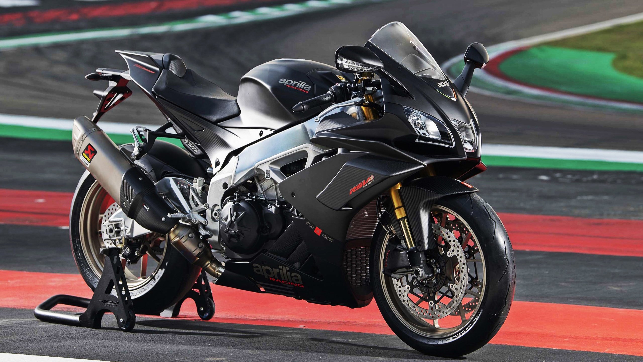 卡普尔的突破表现使袋鼠队的进攻更加难以预测,卡普尔包